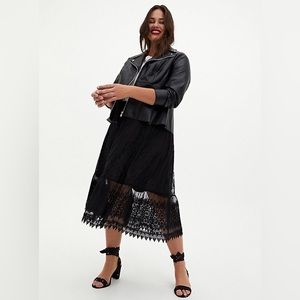 Torrid black lace midi skirt (Size 1)